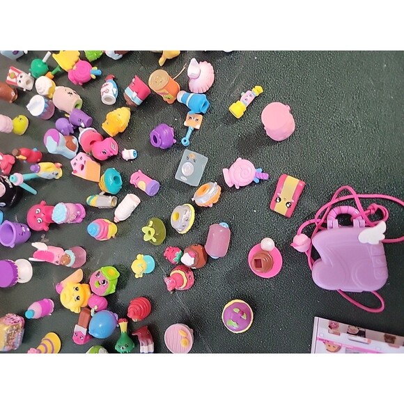 HUGE Shopkins Lot Random Figures Basket Containers Mixed Seasons lot Dolls - Picture 5 of 16